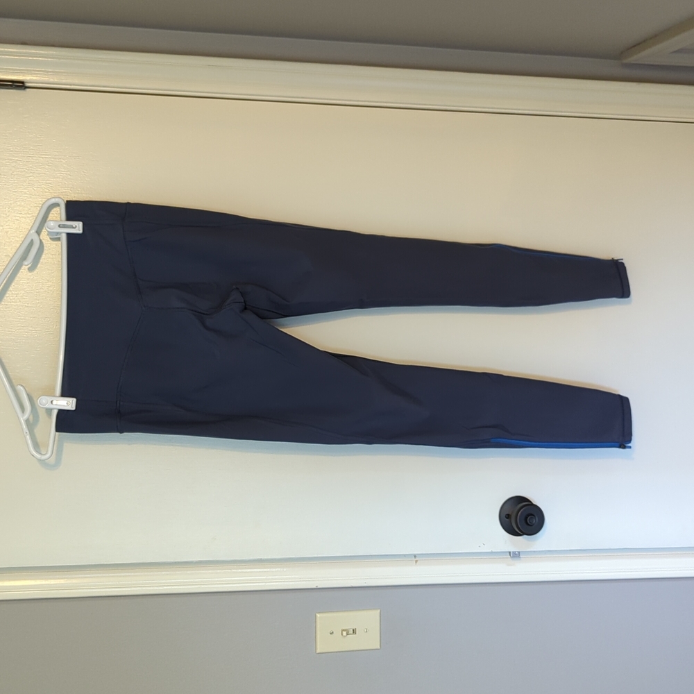 Running Tights - Picture 2 of 4